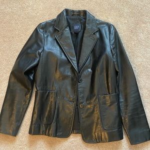 Vintage GAP women’s leather jacket size 4